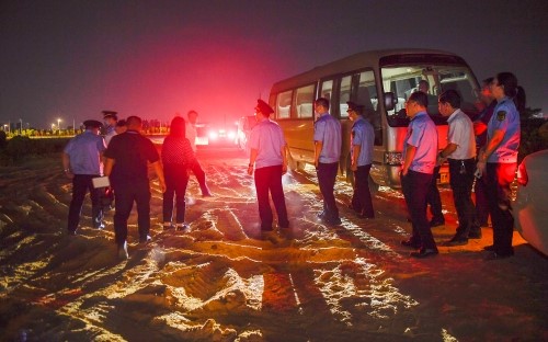 《江西日报》江西“百日攻坚”行动：不放过一个漏洞 不留下一个死角